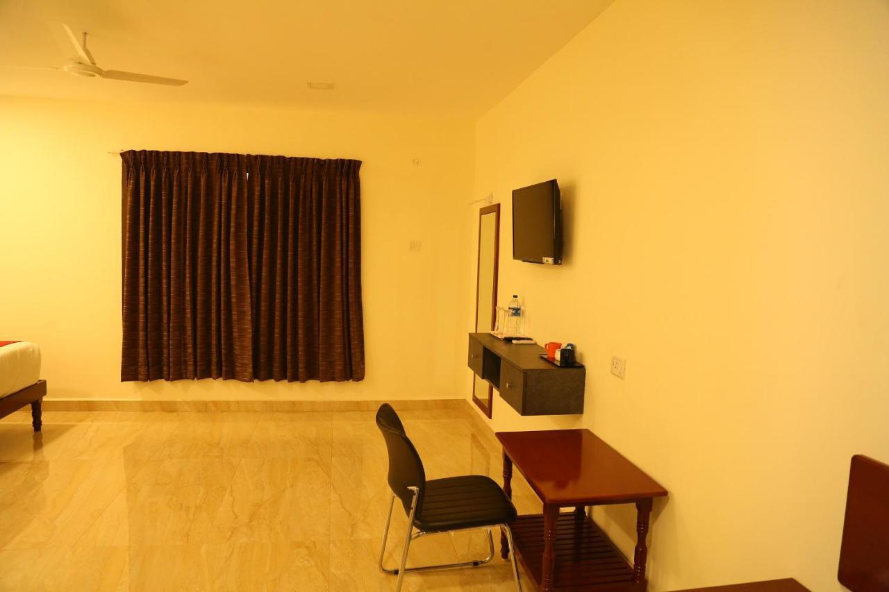 Hotel Sera Grand Chennai Exterior photo